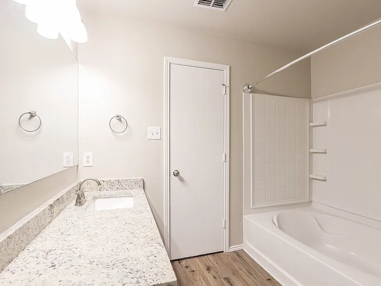 24610 Corral Gables — Photo 9