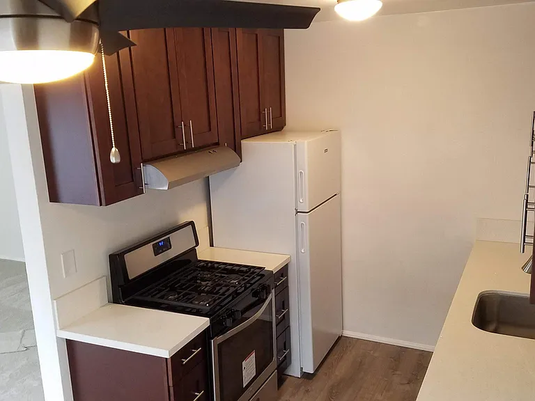 3840 Edna Pl #5 — Photo 8