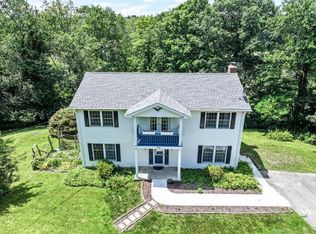 198 Cornwall Rd, Warren, CT 06754