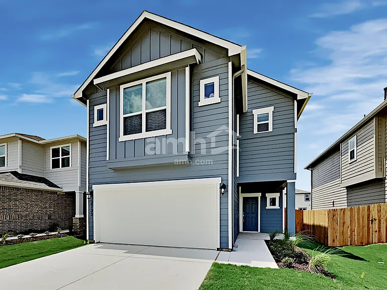 2733 Lillybrook Ln — Photo 1