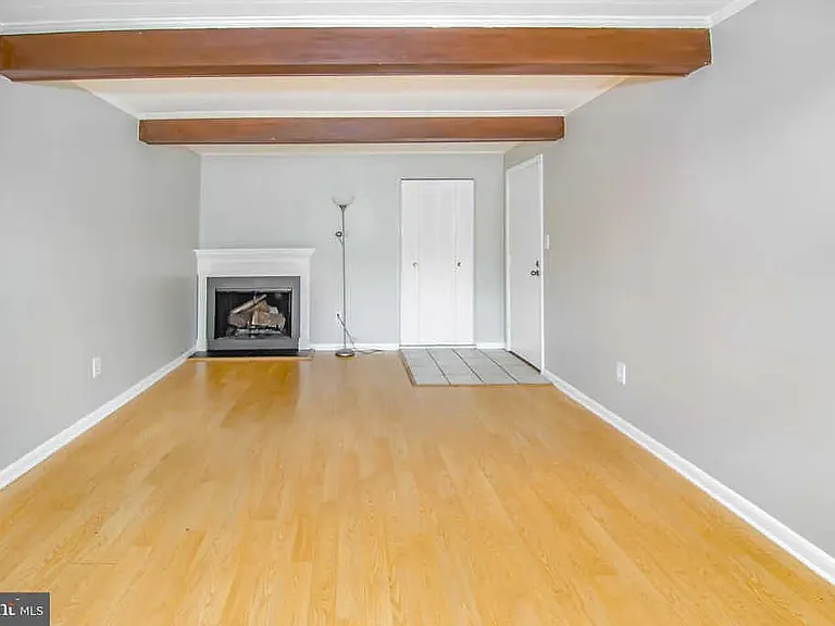 2 Warren Lodge Ct #A — Photo 10