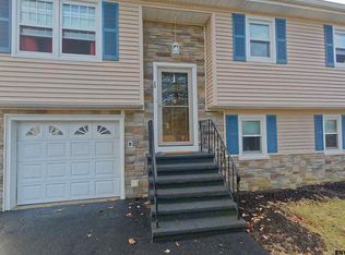 12 Hunter Ave, Latham, NY 12110