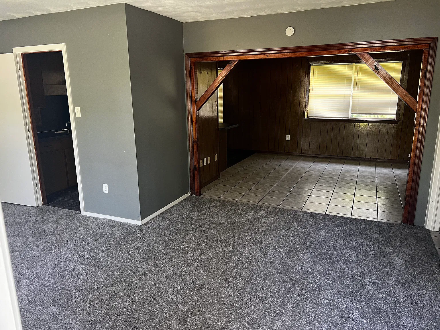 3 bed, 1192 sqft, $1,050 — Photo 2