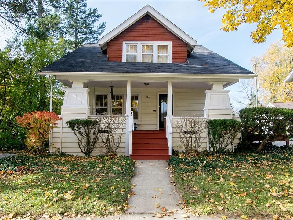 1st image of 1516 E Park Pl