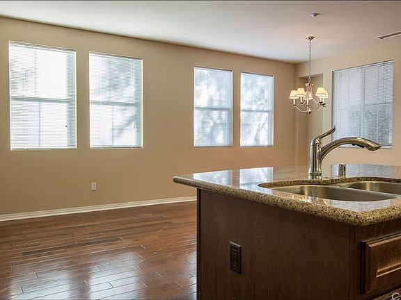3rd image of 119 Playa Cir