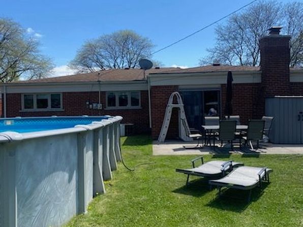 14617 Ivanhoe Dr, Warren, MI 48088