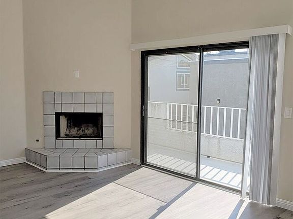 5th image of 2209 E 6th St