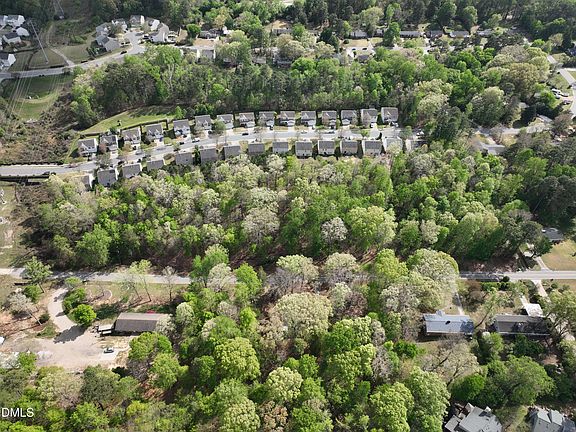 3rd image of 4200 Jane Ln