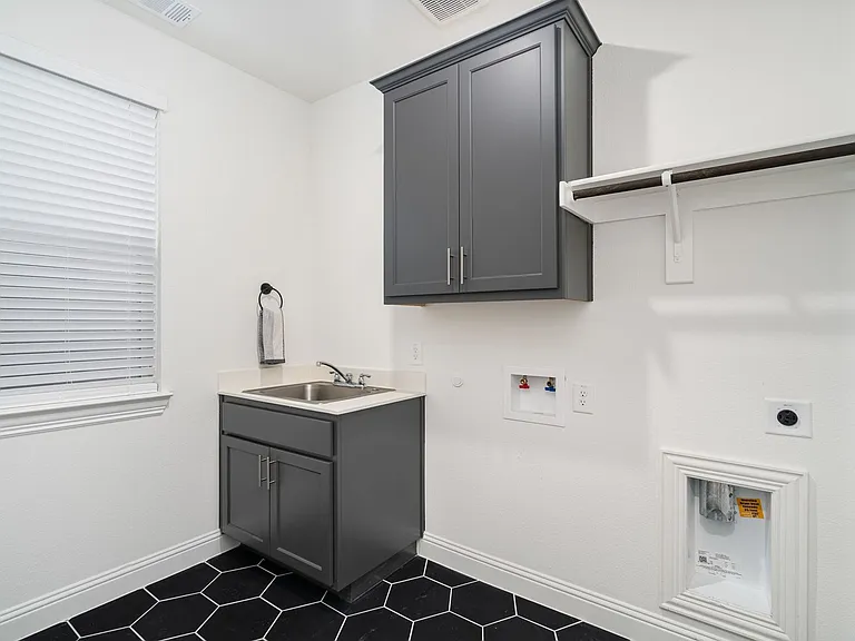 2600 Chester Dr — Photo 23