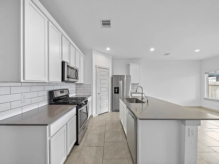 29507 Krus Hill Ln — Photo 7