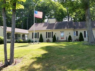 44 Lawrence St, Gardner, MA 01440