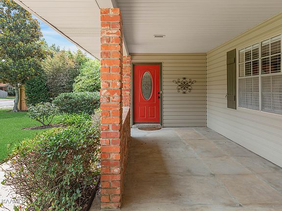 2nd image of 418 Corona Dr