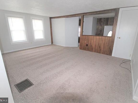 4th image of 375 Mount Pleasant Rd