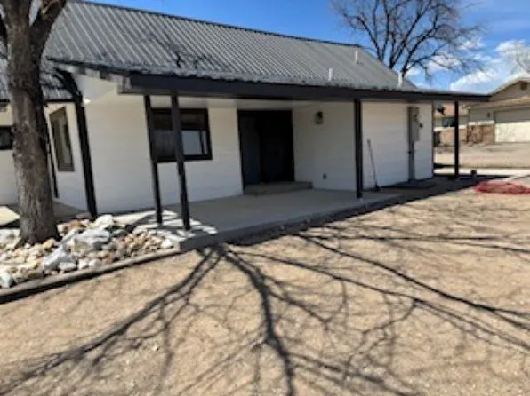 1604 16th St, Wheatland, WY 82201