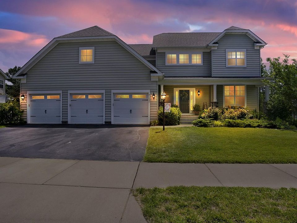 1st image of 45225 Woodhaven Dr