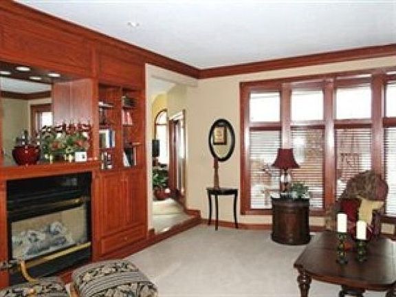 3rd image of 4336 Lakeview Glen Dr
