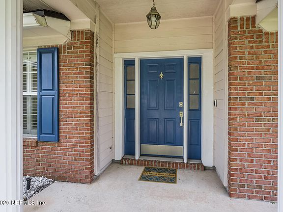 4th image of 2439 BENTWATER Drive W