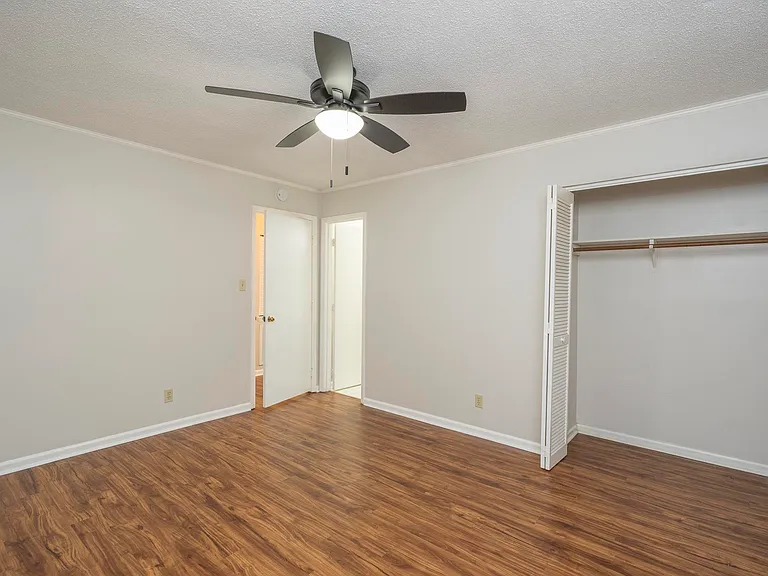 4 Baytree Ct #A — Photo 7