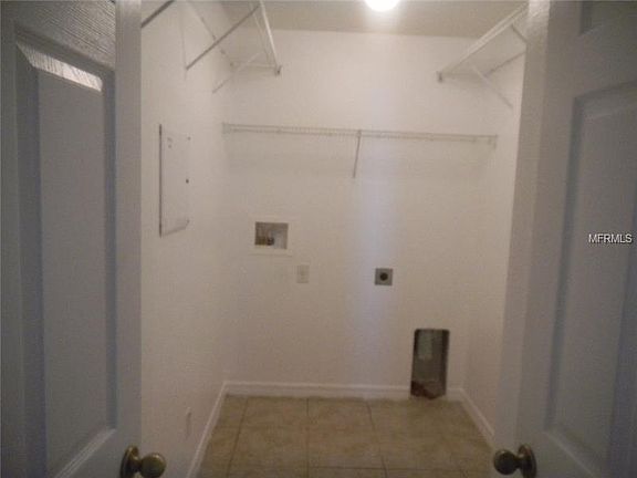 5th image of 111 Brookshire Dr