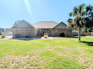 10013 Nichols Lake Rd, Milton, FL 32583