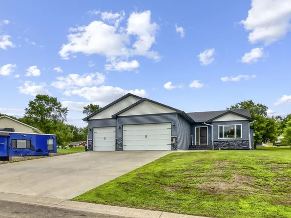 1459 Huron Dr, Detroit Lakes, MN 56501