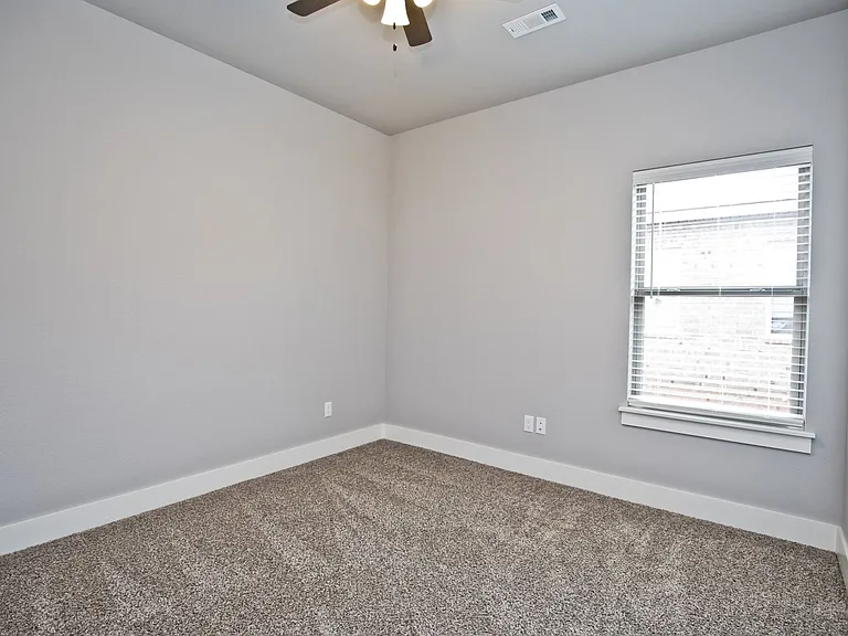 308 Alder St — Photo 3
