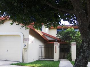 13702 SW 100th Ter, Miami, FL 33186