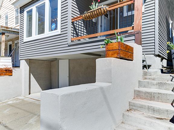 4th image of 8 Sheldon Street