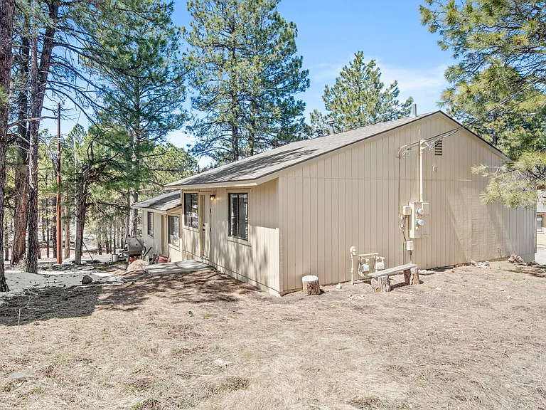 1230 S Lone Tree Rd #1 — Photo 17