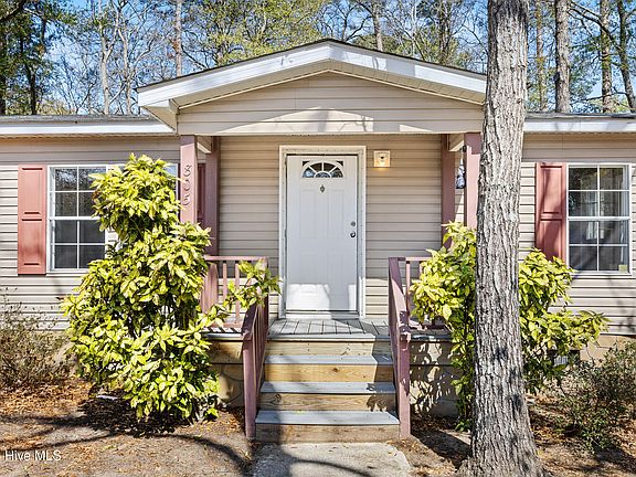 2nd image of 805 Red Lighthouse Lane