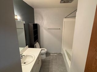 2853 Lilly Dr, Lima, OH 45807