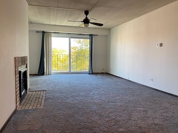 4th image of 2086 Saint Johns Ave APT 405