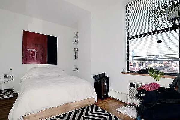 1st image of 77 Delancey St APT 4C