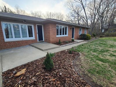 9710 New Harmony Rd, Evansville, IN, 47720