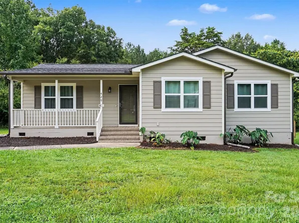 429 Castlewood Cir, Rock Hill, SC 29730