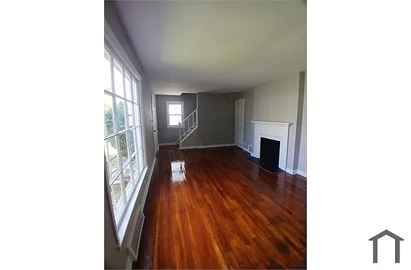 Building Photo - 17404 Glendale Ave