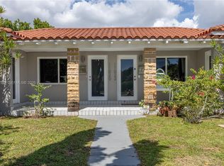 11020 NE 10th Ave, Biscayne Park, FL 33161