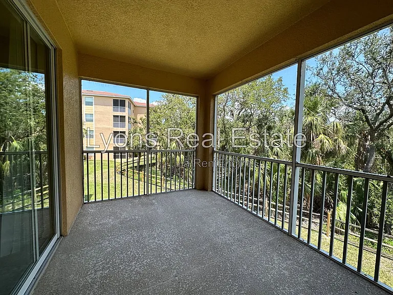 8341 Whiskey Preserve Cir #522 — Photo 13