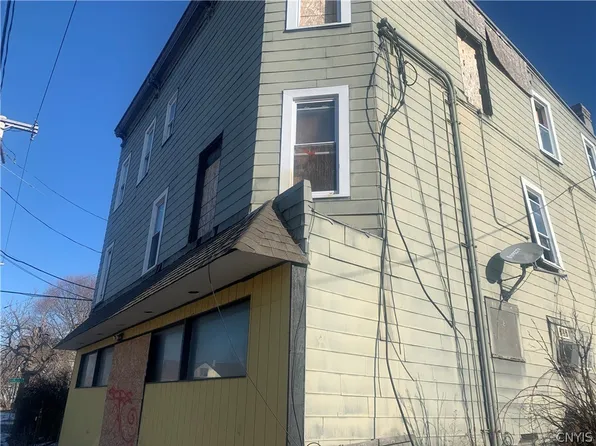 1022 Wolf St, Syracuse, NY 13208