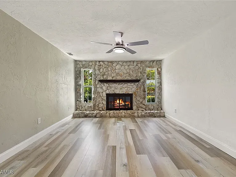 16941 Carolyn Ln — Photo 6