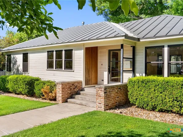 1402 Hutto Rd, Georgetown, TX 78626