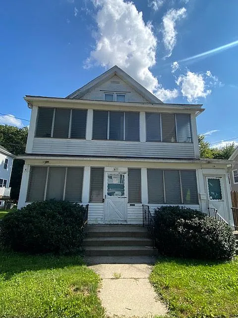 27 Benham St #2
