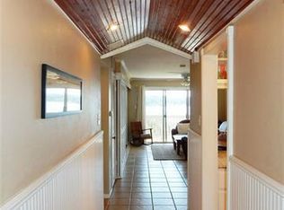 2 Cliffhouse Dr, Morgans Pt Resort, TX 76513