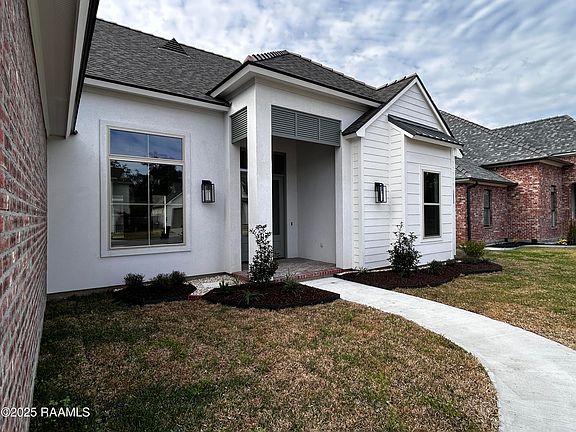 2nd image of 103 Amber Pond Ln