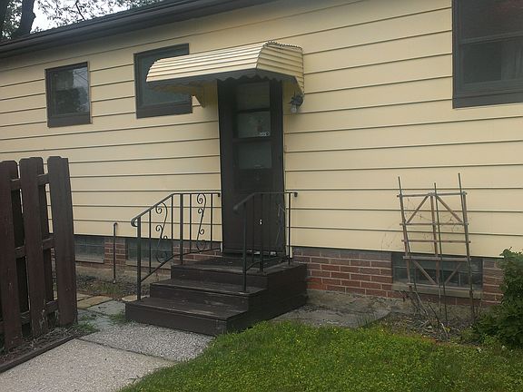 4th image of 5720 S Park Blvd