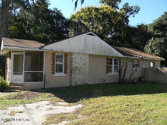 3rd image of 5647 Floral Ave