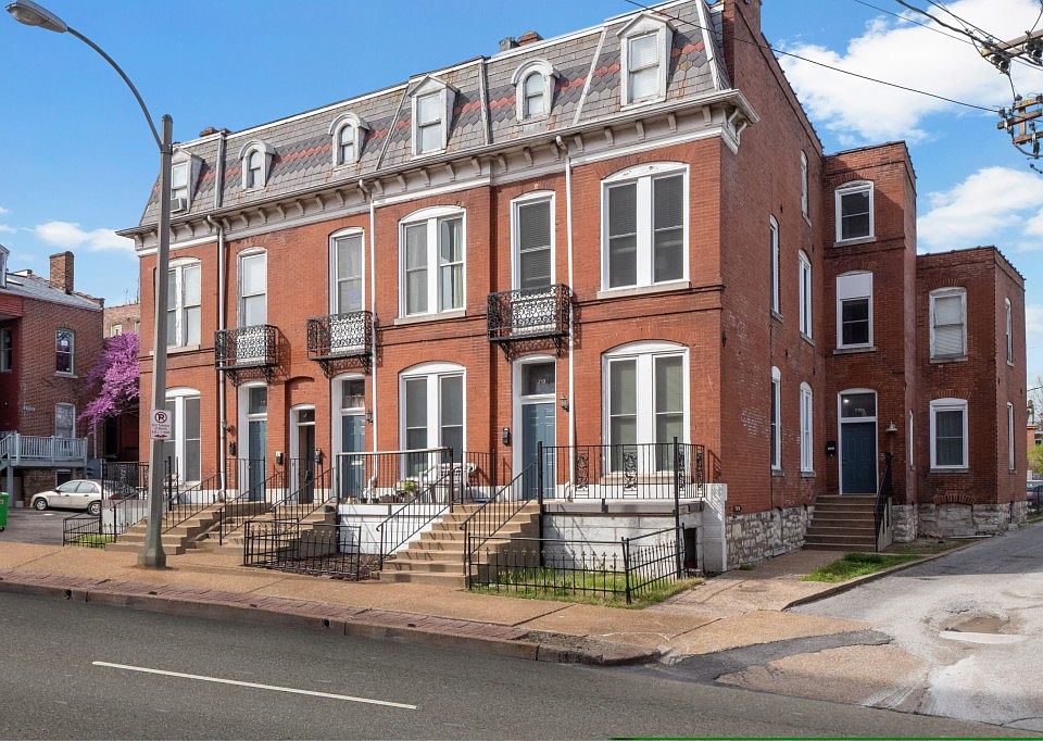 2nd image of 713 Barton St