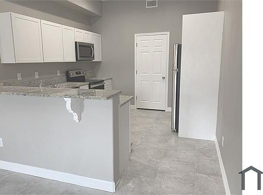 2nd image of 4513 Cedar Pass Dr #405