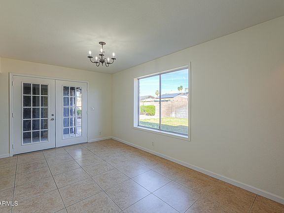 3rd image of 2428 E JUANITA Avenue