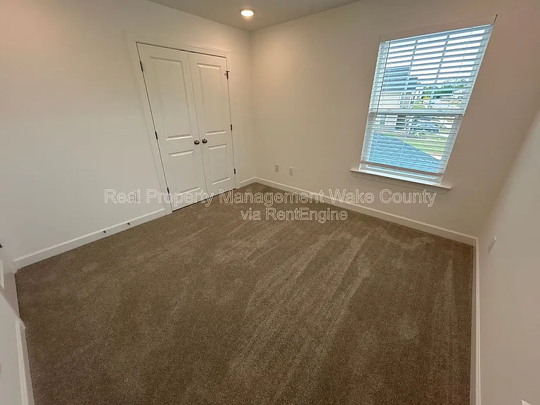 156 Sargents St — Photo 35